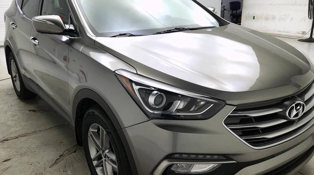 HYUNDAI SANTA FE SPORT 2018 5NMZUDLB9JH058643 image